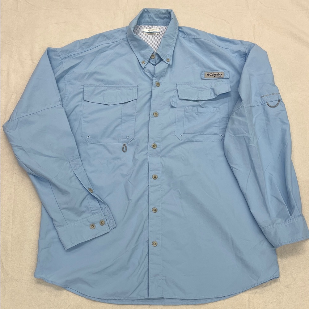 Columbia Men's Light Blue Casual Shirt
